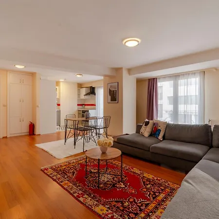 Spacious 1-bedroom