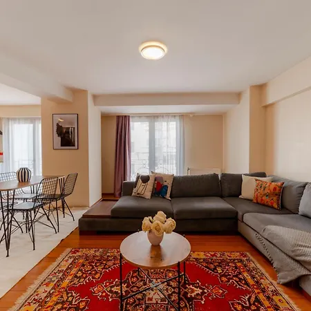Apartment Spacious 1-bedroom *