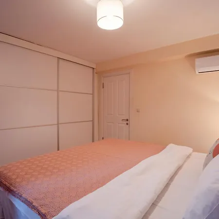 Lägenhet Spacious 1-bedroom *